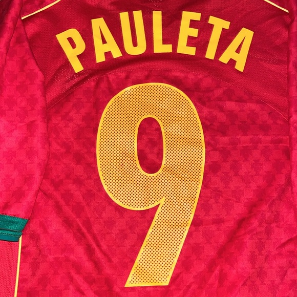 Pauleta Portugal 2004 Nike Jersey - Picture 2 of 5
